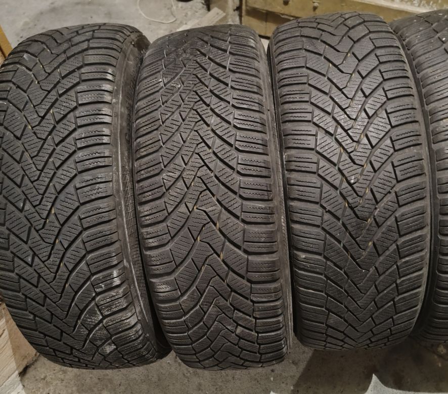 Felgi 16 z Oponami zimowymi Continental