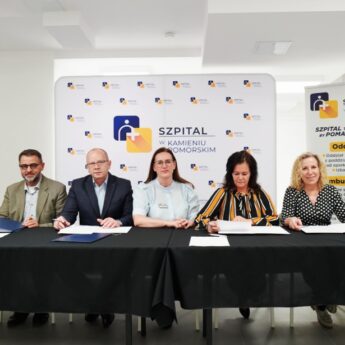 Defibrylatory od Szpitala dla szkół Powiatu Kamieńskiego