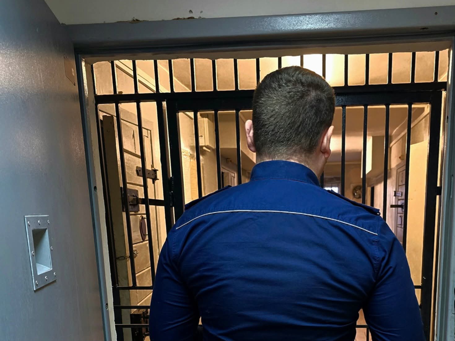 51-latek zatrzymany we Wrzosowie. Ukrywał się przed wymiarem sprawiedliwości