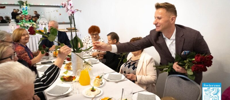 Dzień Seniora w Gostyniu. Czas uśmiechów, wspomnień i wzruszeń