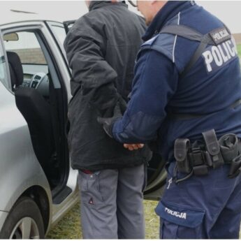 Proponował 10-latce seks i wysyłał nagie zdjęcia