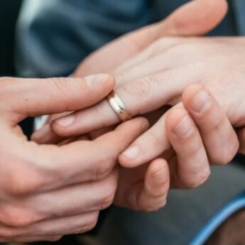 TSUE zdecydowało: "Polska ma obowiązek uznać małżeństwo dwóch Polaków tej samej płci"