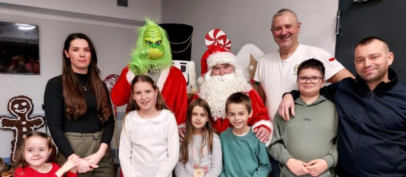 Wioska Świętego Mikołaja w Łukęcinie. Świąteczne spotkanie pełne radości i wspólnoty Wioska Świętego Mikołaja w Łukęcinie. Świąteczne spotkanie pełne radości i wspólnoty