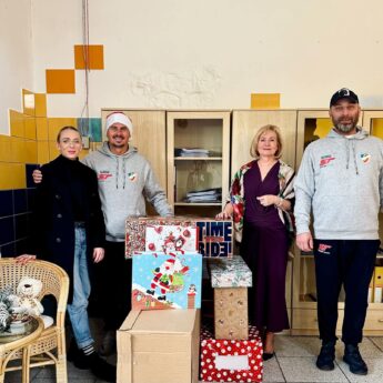 Grali razem dla pokoleń. Gryf Kamień Pomorski zebrał ponad 4 tys. zł dla Domu Dziecka w Wisełce