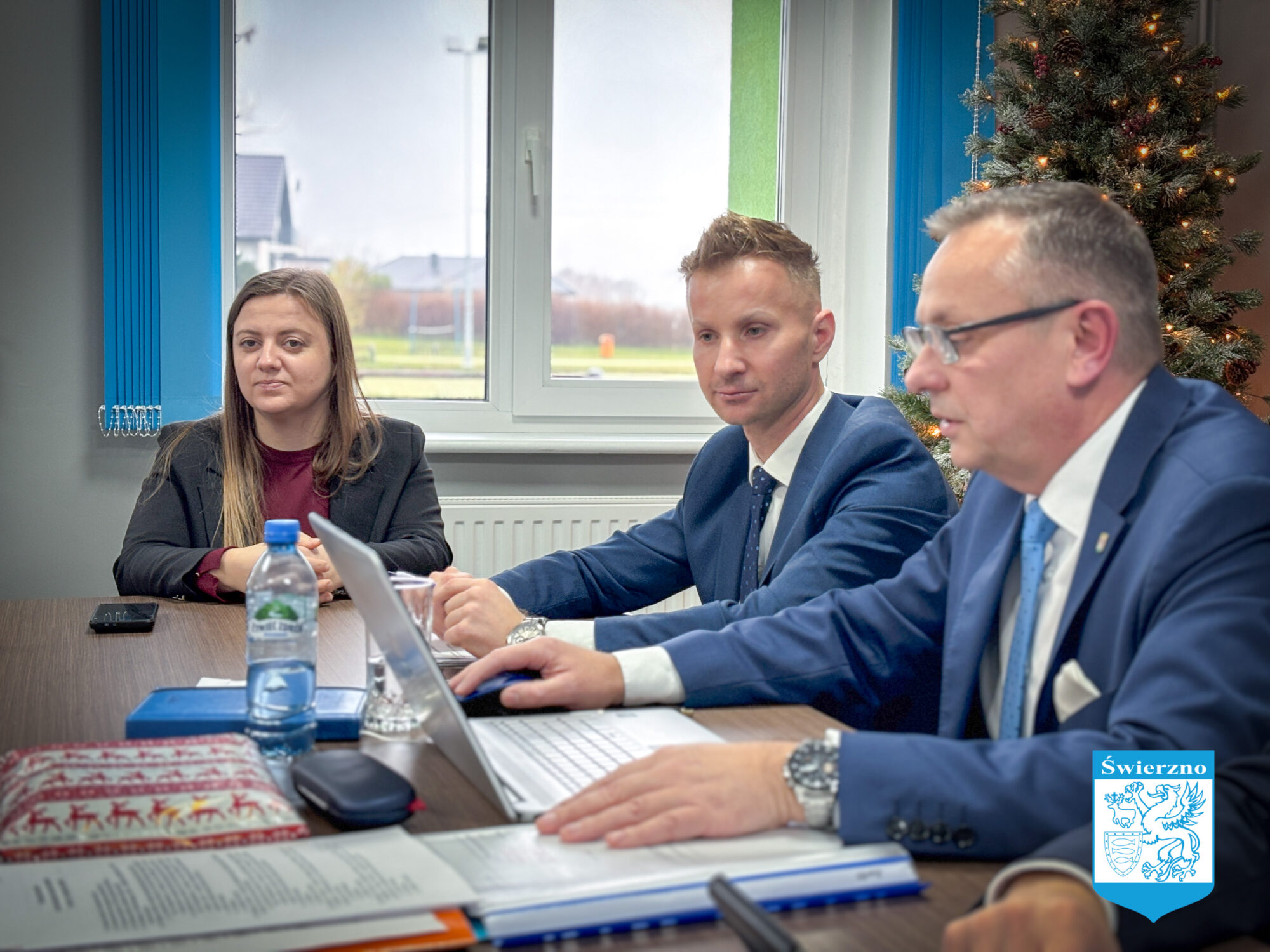 Budżet Gminy Świerzno na 2026 rok przyjęty jednogłośnie! Ponad 37% wydatków na inwestycje