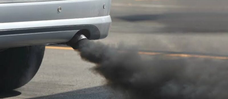 Komisja Europejska się wycofuje. Zakazu sprzedaży aut spalinowych nie będzie