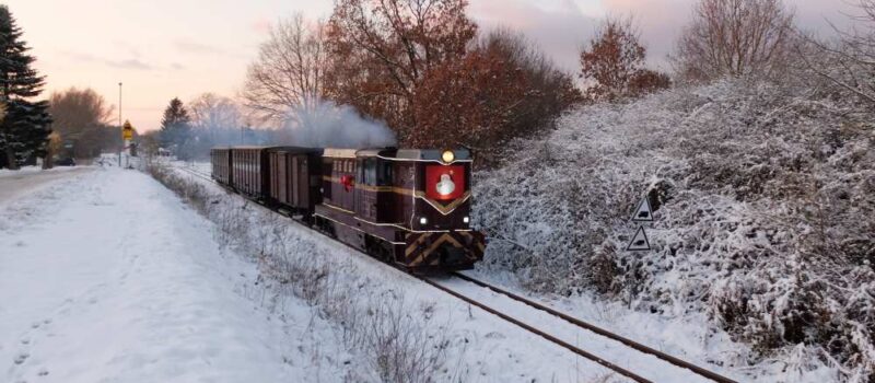 Mikołajkowe przejażdżki po wąskich torach