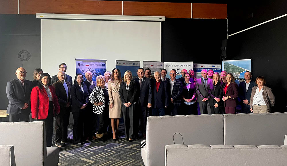 Delegacja z Dziwnowa na konferencji rybackiej w Porcie Jachtowym w Kołobrzegu