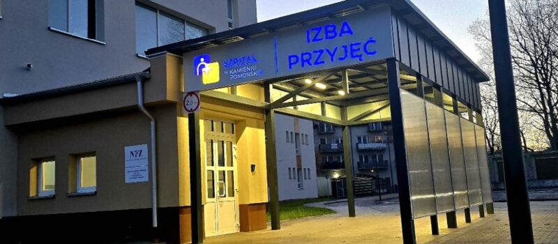 Demolował dworzec, potem zrobił awanturę w szpitalu. Policja musiała go obezwładnić