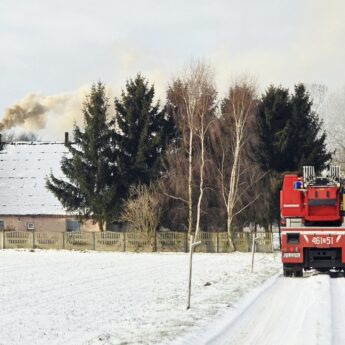 Pożar sadzy w Skarchowie. Interweniowali strażacy z Kamienia Pomorskiego i Jarszewa