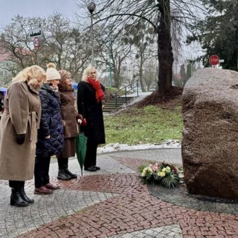 33 lata od tragedii promu „Jan Heweliusz”. W Wolinie uczczono ofiary katastrofy