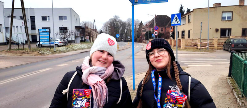 Wolontariusze WOŚP są już na ulicach Świerzna Wolontariusze WOŚP są już na ulicach Świerzna