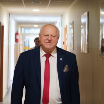 Drogowe miliony, szkoły i termomodernizacje. Jakie inwestycje realizuje w tym roku Powiat Kamieński