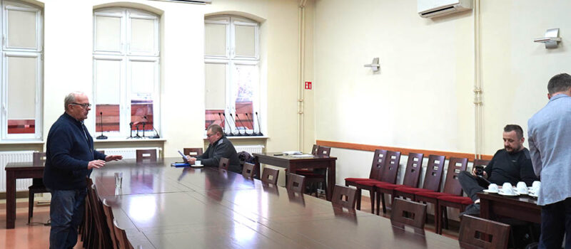 Apel do Greenpeace i zgrzyt wokół OZE. Mieszkaniec Wolina punktuje sprzeczność w środowisku KO Apel do Greenpeace i zgrzyt wokół OZE. Mieszkaniec Wolina punktuje sprzeczność w środowisku KO