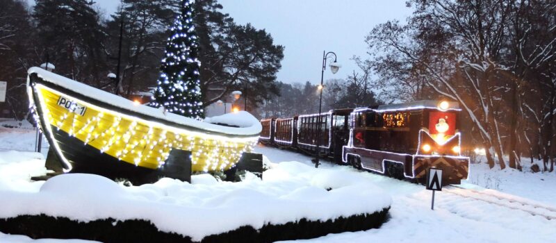 Ferie z nadmorską kolejką w Rewalu