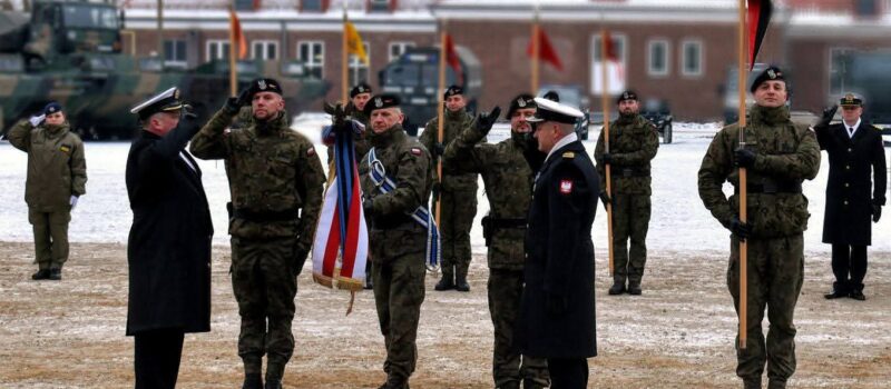 Komandor porucznik Waldemar Przygoda żegna się z 8. Kołobrzeskim Batalionem Saperów w Dziwnowie Komandor porucznik Waldemar Przygoda żegna się z 8. Kołobrzeskim Batalionem Saperów w Dziwnowie