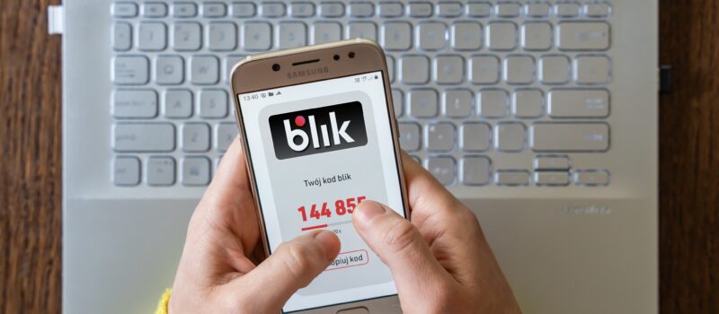Nowe oszustwo „na BLIK”. Możesz nieświadomie pomóc przestępcom