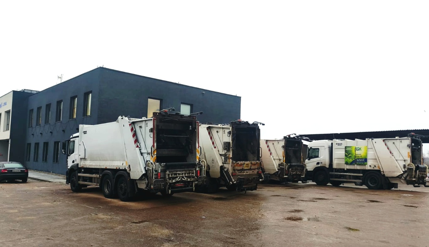 Odbiór odpadów wstrzymany. PGK Kamień Pomorski reaguje na fatalne warunki pogodowe