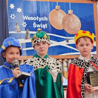 III Festiwal Przedstawień Jasełkowych w Kamieniu Pomorskim. Coroczna tradycja SP1 po raz kolejny połączyła dzieci i młodzież
