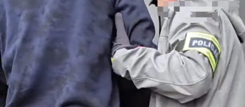 Interwencja policji w sylwestrową noc w Wolinie. Jedna osoba zatrzymana Interwencja policji w sylwestrową noc w Wolinie. Jedna osoba zatrzymana