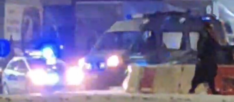 Policyjny pościg za pijanym kierowcą. Kolizja z radiowozem, ranny policjant