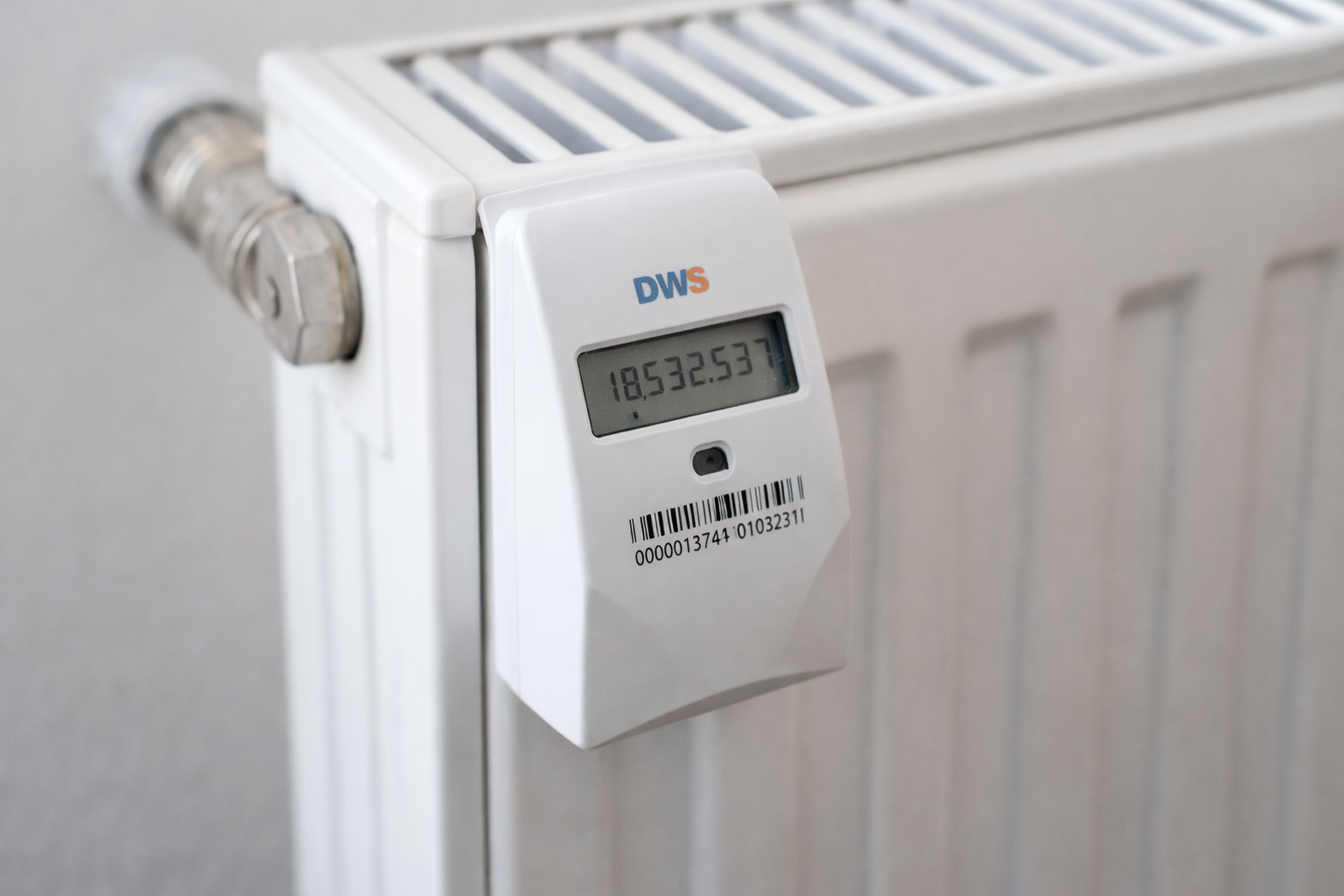 Koniec z „pasożytnictwem cieplnym”. Co się zmienia i czy grożą kary za zakręcone grzejniki?