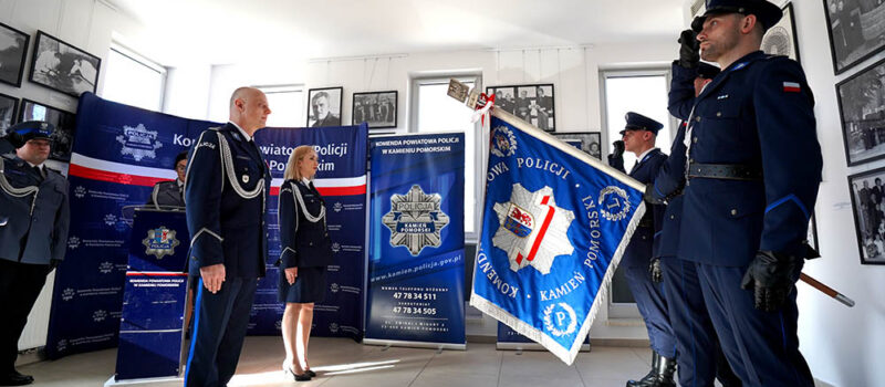 Nowa komendant w Kamieniu Pomorskim. Insp. Kamiński przechodzi na emeryturę [ZDJĘCIA]