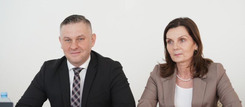 Burmistrz Golczewa oficjalnie przedstawił radnym nowego zastępcę Burmistrz Golczewa oficjalnie przedstawił radnym nowego zastępcę