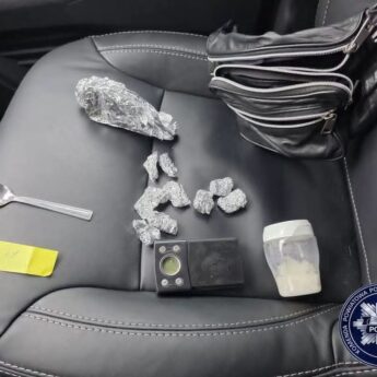 Kierowca pod wpływem narkotyków w rękach funkcjonariuszy