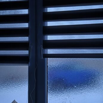 Uwaga na marznące opady. Do jutra niebezpiecznie w powiecie kamieńskim