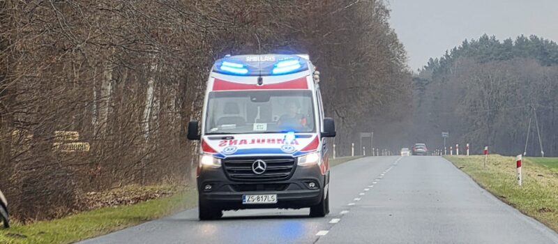 Karetki bez obsady? Ratownicy dostają wypowiedzenia w całym regionie