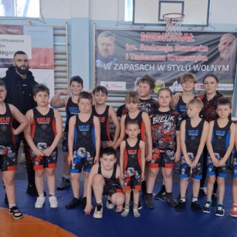 Młodzi zapaśnicy z Międzyzdrojów walczyli wśród 250 zawodników!
