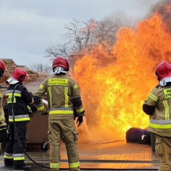 Ogień przy Kopernika w Kamieniu Pomorskim. Interweniowała straż