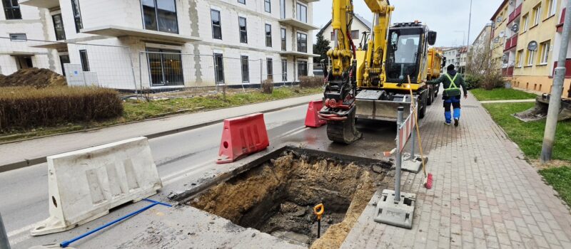 Awaria sieci wodociągowej w Kamieniu Pomorskim. Mieszkańcy kilku ulic bez wody Awaria sieci wodociągowej w Kamieniu Pomorskim. Mieszkańcy kilku ulic bez wody