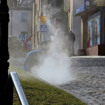 Dym w kanałach, kontrola w mieście. PGK sprawdza szczelność i prawidłowość przyłączy [FILM]