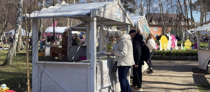 Wiosna zawitała do Międzywodzia. Ruszył Jarmark Wielkanocny