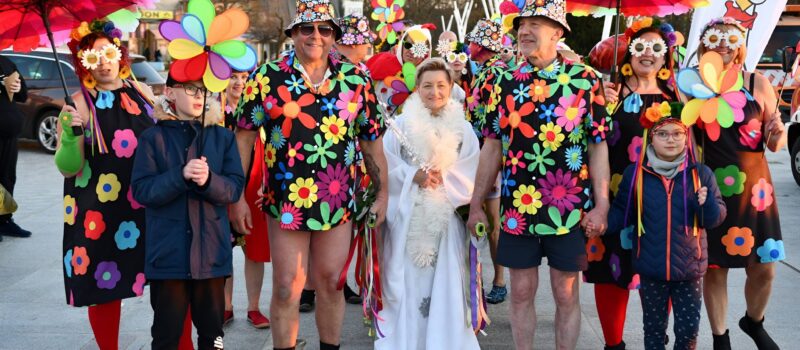 Międzyzdroje powitały wiosnę. Tłumy mieszkańców na wyjątkowym wydarzeniu Międzyzdroje powitały wiosnę. Tłumy mieszkańców na wyjątkowym wydarzeniu