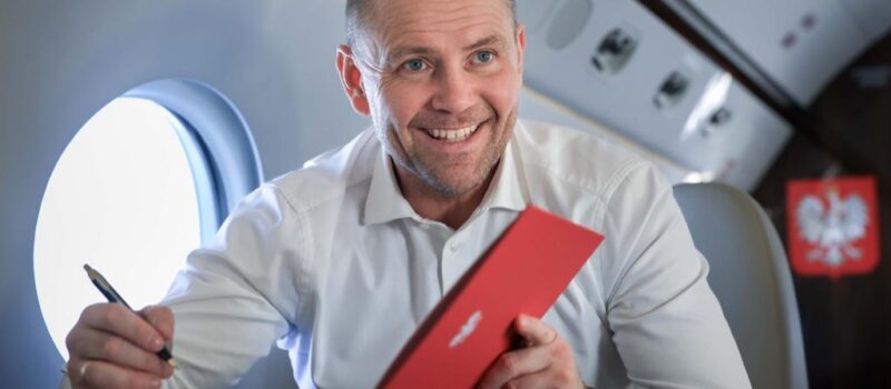 Prezydent Nawrocki podpisał. Będą niższe ceny paliw Prezydent Nawrocki podpisał. Będą niższe ceny paliw