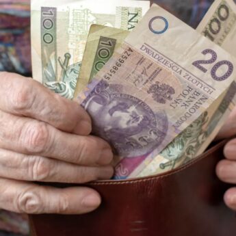 Tyle przed świętami otrzymają emeryci