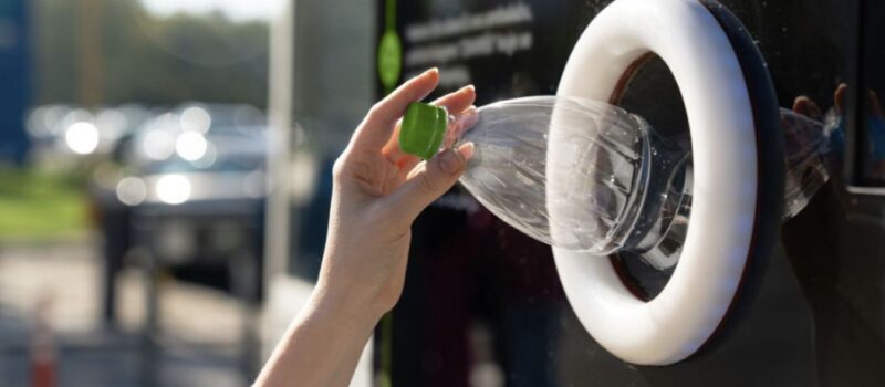 Tylu Polaków ignoruje system kaucyjny