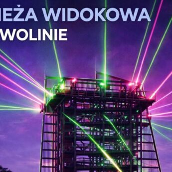 Pokaz laserowy na Wieży Widokowej w Wolinie. Wyjątkowy wieczór z okazji Dnia Kobiet