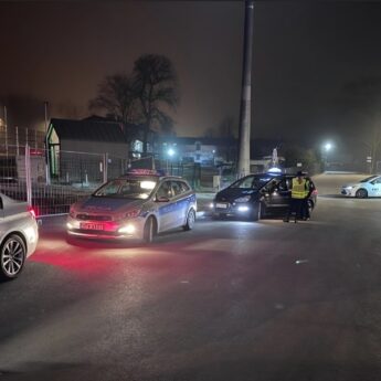 Nocna akcja policji w Międzyzdrojach. Pod lupą taksówki i przewozy „na aplikację”