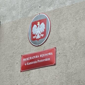 Są zarzuty po „porwaniu” w Kamieniu Pomorskim. Dwie osoby z dozorem policji