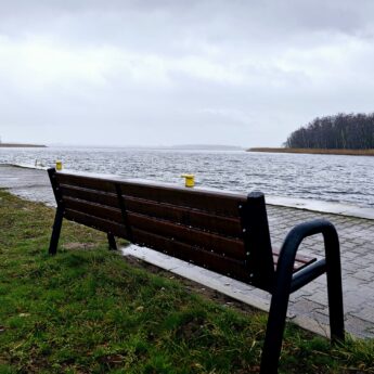 IMGW ostrzega przed ulewami. Deszcz uderzy także w powiat kamieński