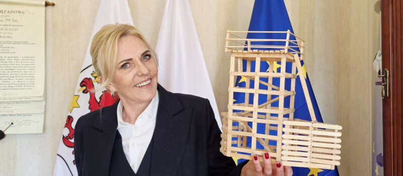 Wieża Grzybowskiej zostaje. Świerznowski tunel nie doprowadzi Dubrawskiego do władzy [PRIMA APRILIS]