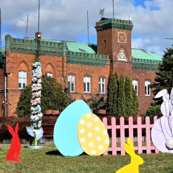 Urzędy krócej w Wielki Piątek. Mieszkańcy muszą się pospieszyć