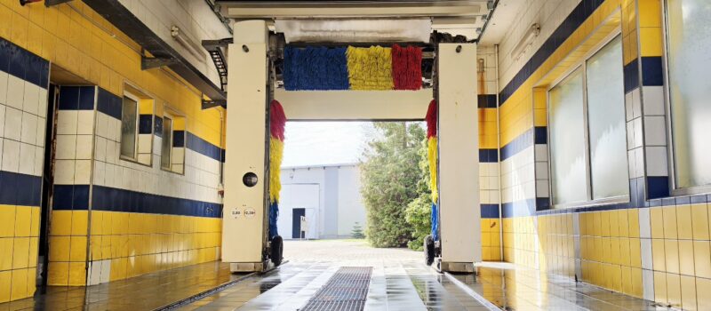 Myjnia otwarta w Wielką Sobotę. To dobra wiadomość dla kierowców przed świętami Myjnia otwarta w Wielką Sobotę. To dobra wiadomość dla kierowców przed świętami