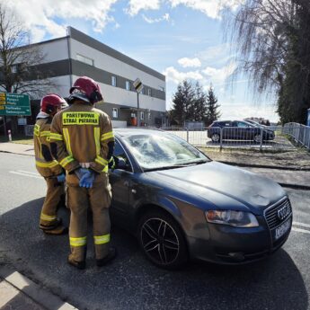 Potrącenie w centrum Golczewa. Jedna osoba poszkodowana, droga zablokowana