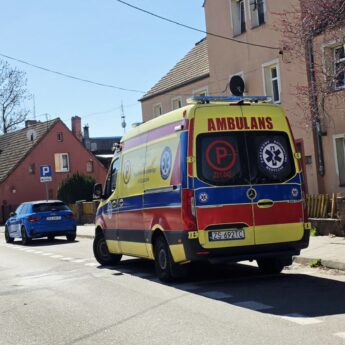 „Dźgnięcie nożem” w Wolinie postawiło na nogi służby