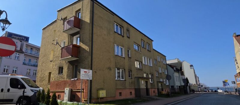 Mieszkańcy alarmują: „Budynek może się zapadać” Mieszkańcy alarmują: „Budynek może się zapadać”